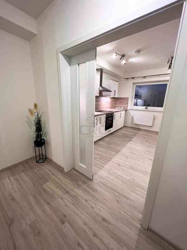 EXKLUZIVNÍ PRONÁJEM LUXUSNÍHO BYTU 2+KK V OPAVĚ - foto 8