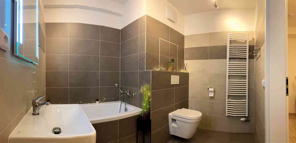 EXKLUZIVNÍ PRONÁJEM LUXUSNÍHO BYTU 2+KK V OPAVĚ - foto 9