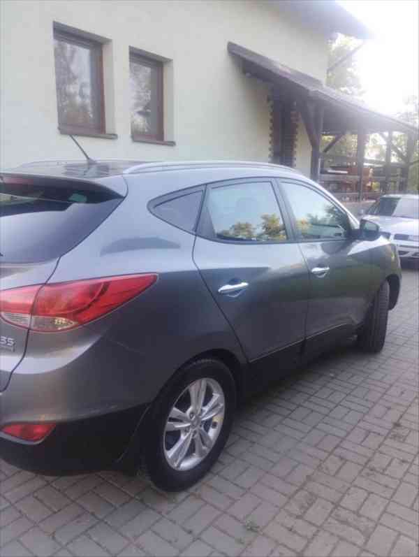 Hyundai ix35 2,0 - foto 6