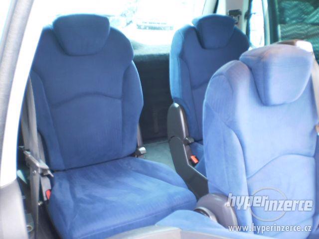 Fiat Ulysse, 2.2 JTD 94kW, r.v.2006  8. MÍST - foto 10