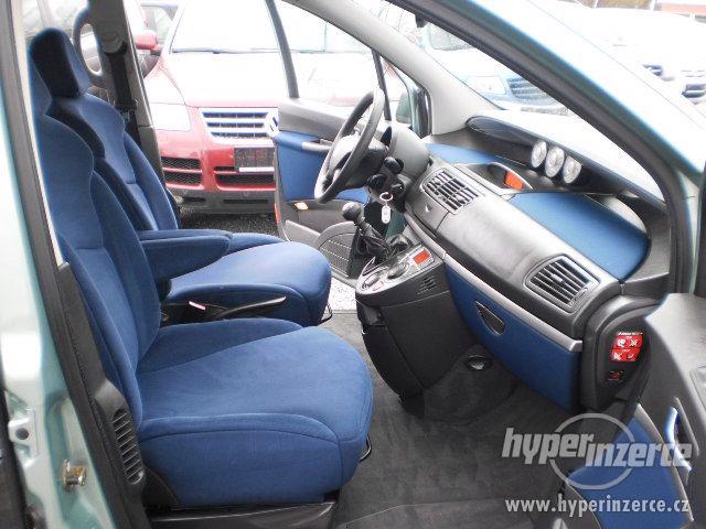 Fiat Ulysse, 2.2 JTD 94kW, r.v.2006  8. MÍST - foto 11