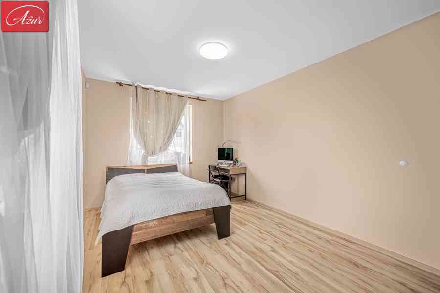 Moderní novostavba s velkou zahradou, Teplice,ul. Na Haldách - foto 11