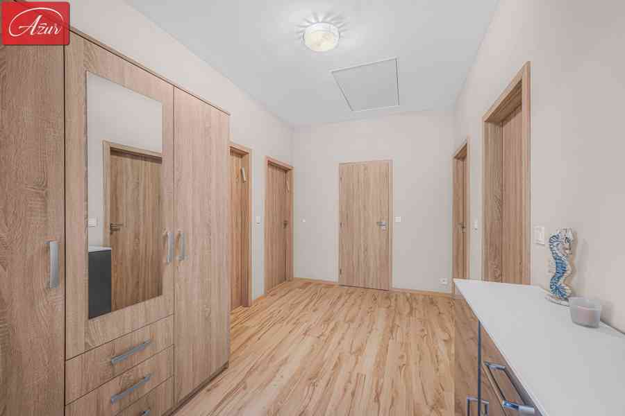 Moderní novostavba s velkou zahradou, Teplice,ul. Na Haldách - foto 18