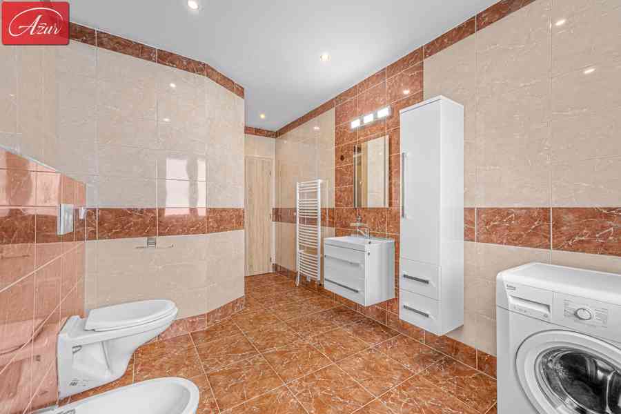 Moderní novostavba s velkou zahradou, Teplice,ul. Na Haldách - foto 23