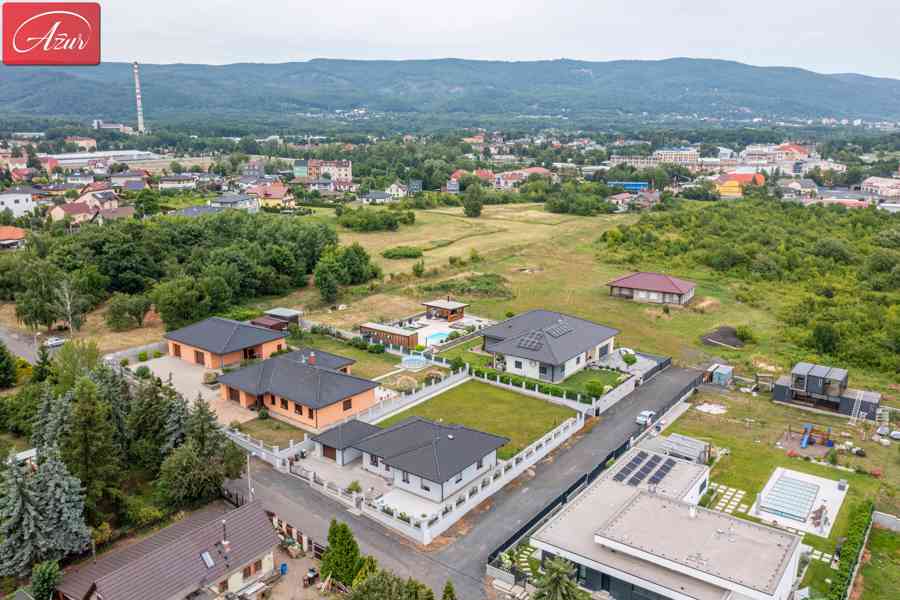 Moderní novostavba s velkou zahradou, Teplice,ul. Na Haldách - foto 39