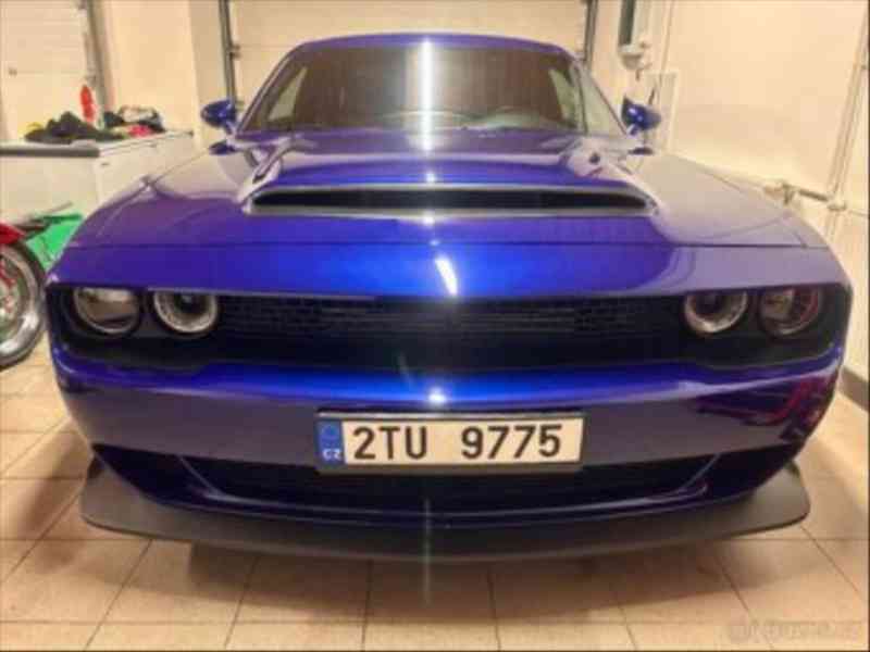 Dodge Challenger 6,4 L V8 R/T Scat Pack  R/T SCAT PACK. - foto 1