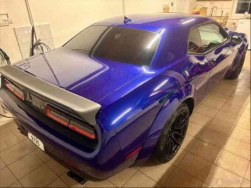 Dodge Challenger 6,4 L V8 R/T Scat Pack  R/T SCAT PACK. - foto 5