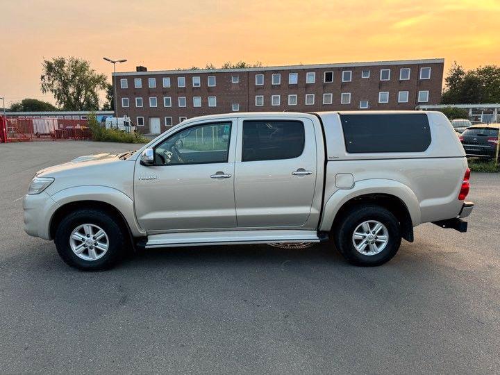 Toyota Hilux 2,5D4D 4x4  106kw - foto 13