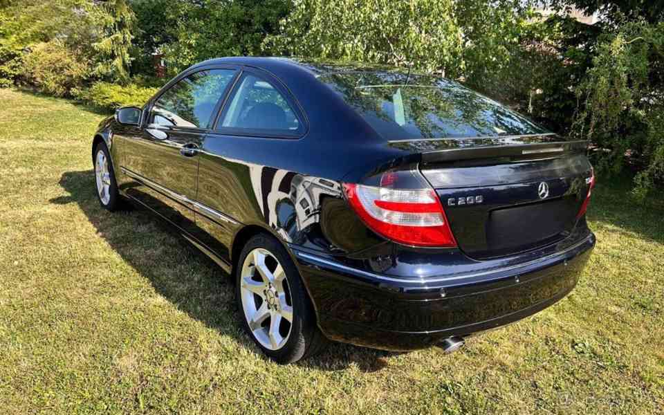 Mercedes-Benz Třídy C 200 CDI Coupe - automat - foto 9