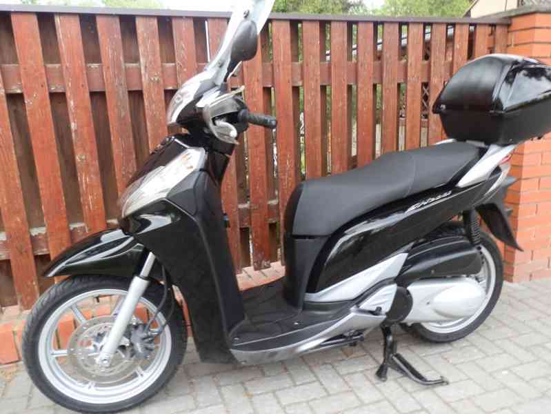 Honda SH 300i (2011) - foto 16