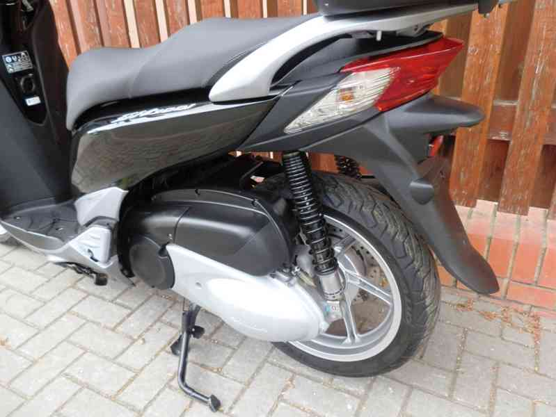 Honda SH 300i (2011) - foto 7