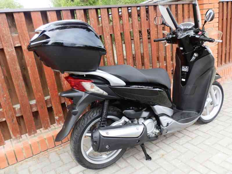 Honda SH 300i (2011) - foto 32