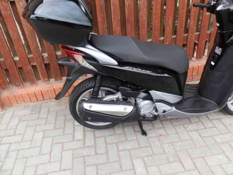 Honda SH 300i (2011) - foto 34