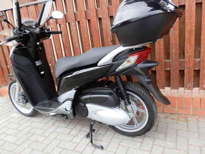 Honda SH 300i (2011) - foto 6