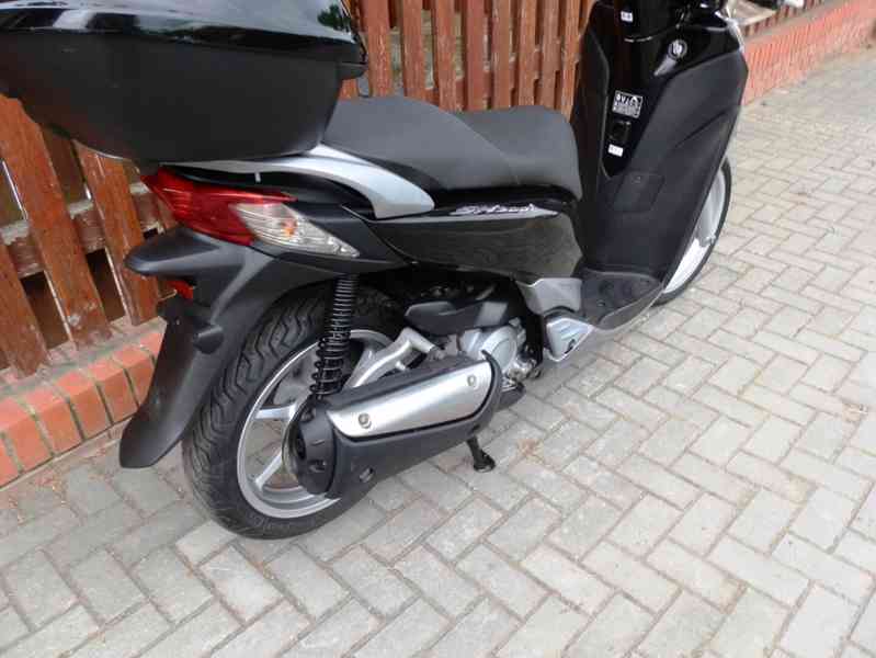 Honda SH 300i (2011) - foto 33