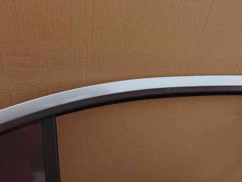 Pravé zadní dveře Škoda Octavia I liftback - foto 3