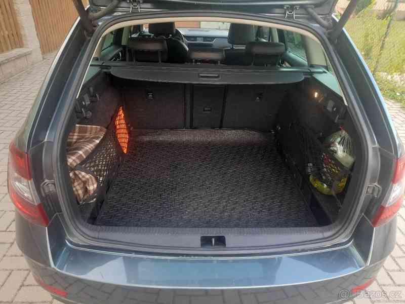 Škoda Octavia 1,8   III combi L&K 2018 - foto 8