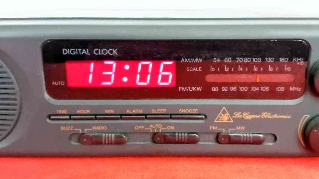 Rádiobudík LCE-320 - foto 2