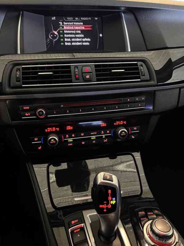 BMW Řada 5 2,0   520 d Touring - foto 16