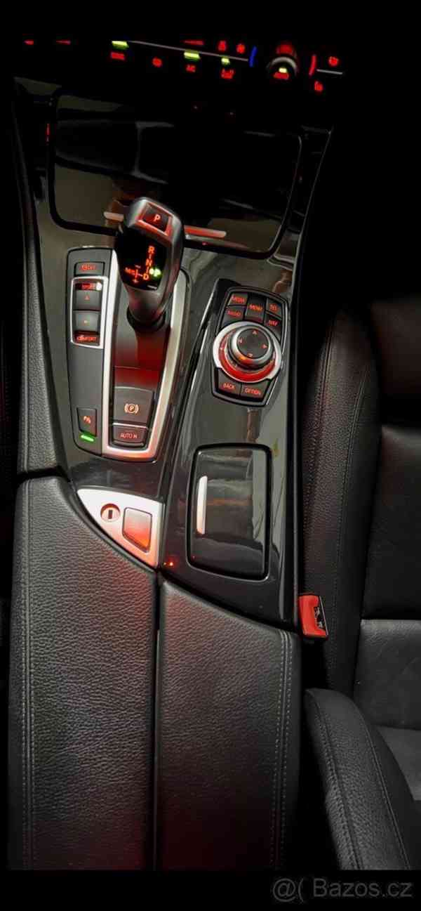 BMW Řada 5 2,0   520 d Touring - foto 3