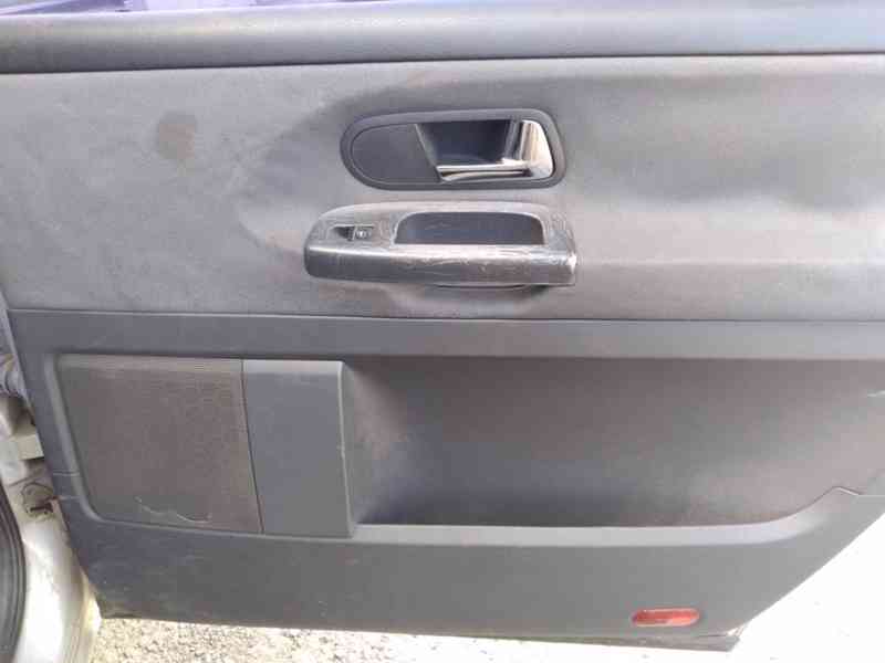 FORD GALAXY 1.9 TDI DPH,7 MÍST - foto 25