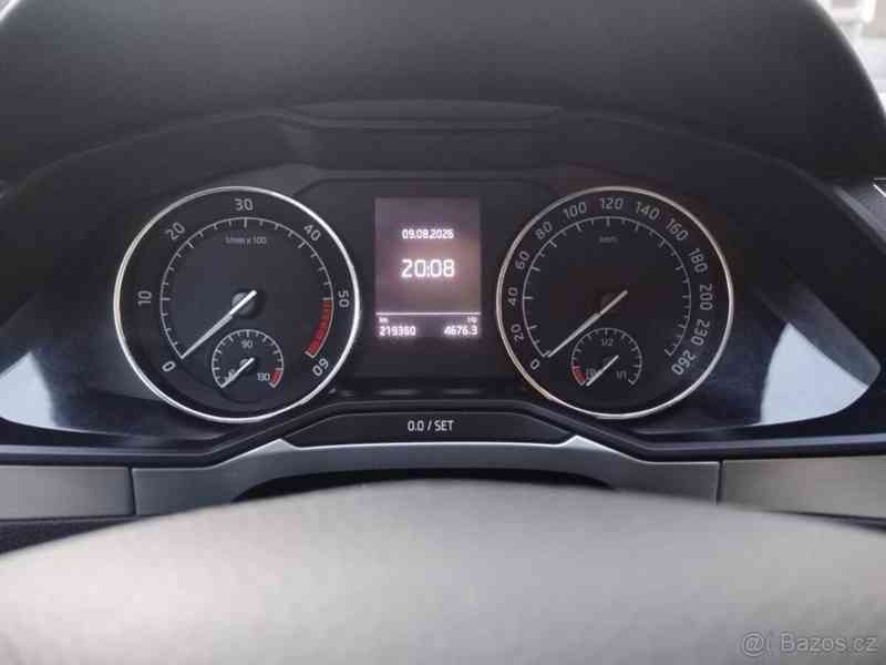 Škoda Superb 2,0   tdi 110kw 2017 - foto 15