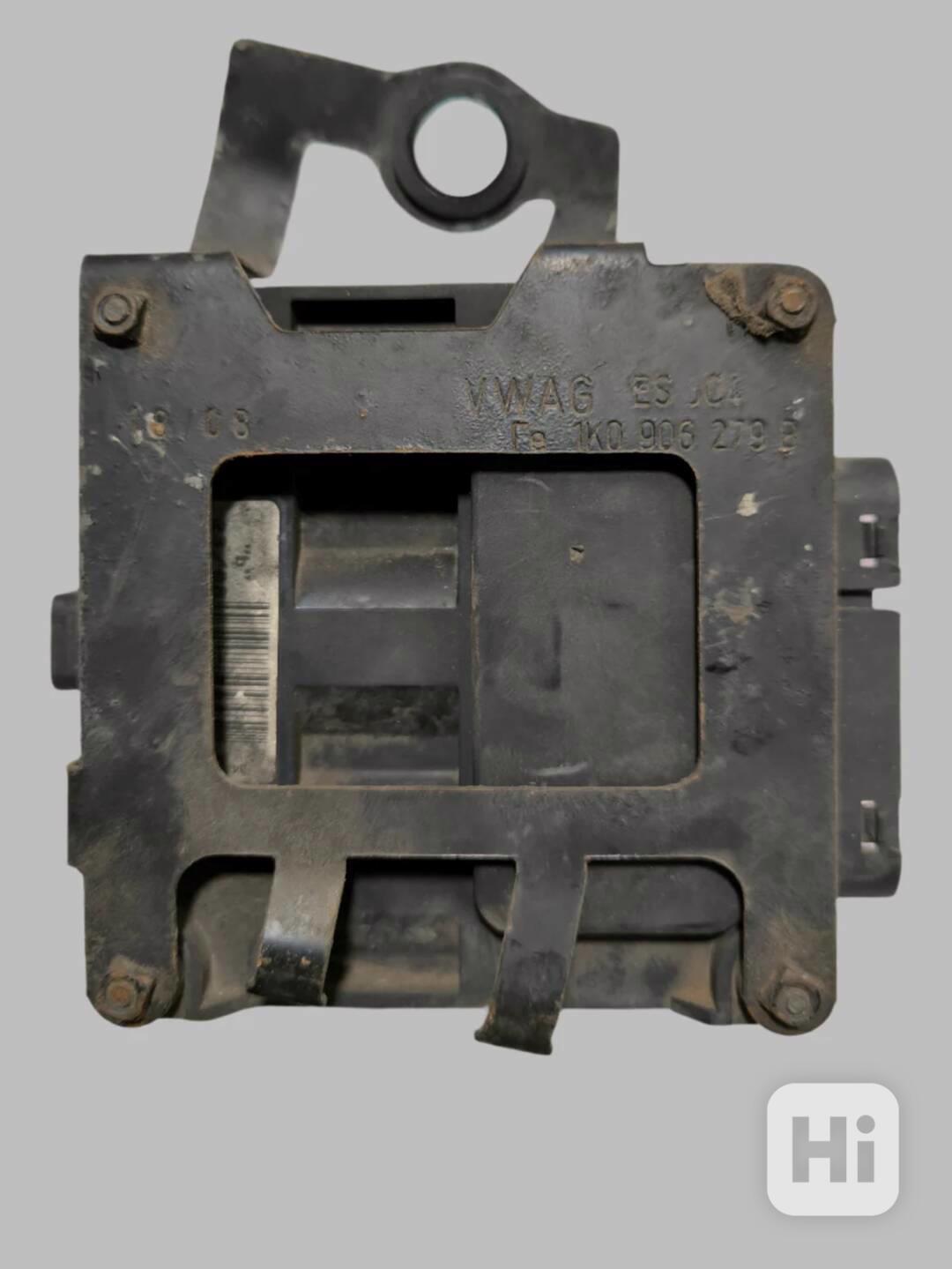 Magnetický ventil 1K0 906 279 B,1K0906279B - foto 1