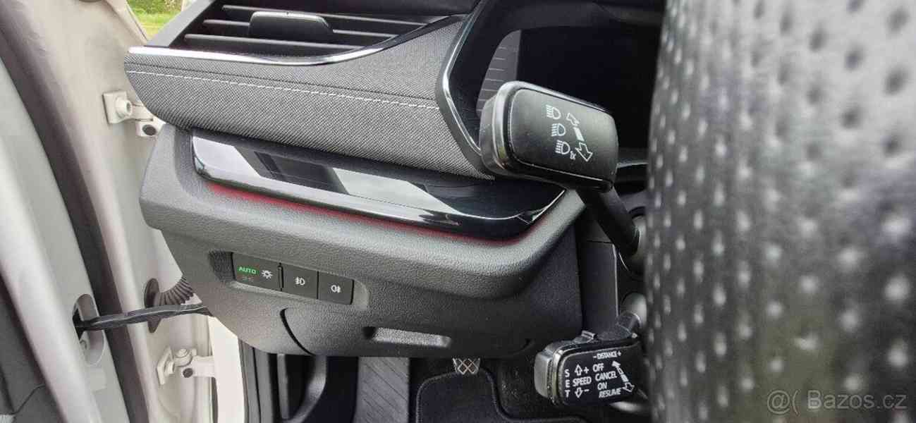 Škoda Octavia 1,5   TSI 110 kW, r.v. 2022 - foto 7