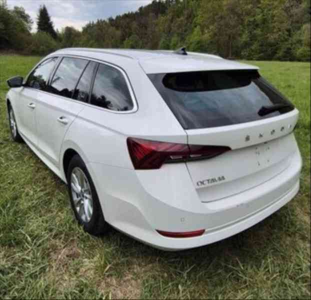 Škoda Octavia 1,5   TSI 110 kW, r.v. 2022 - foto 2