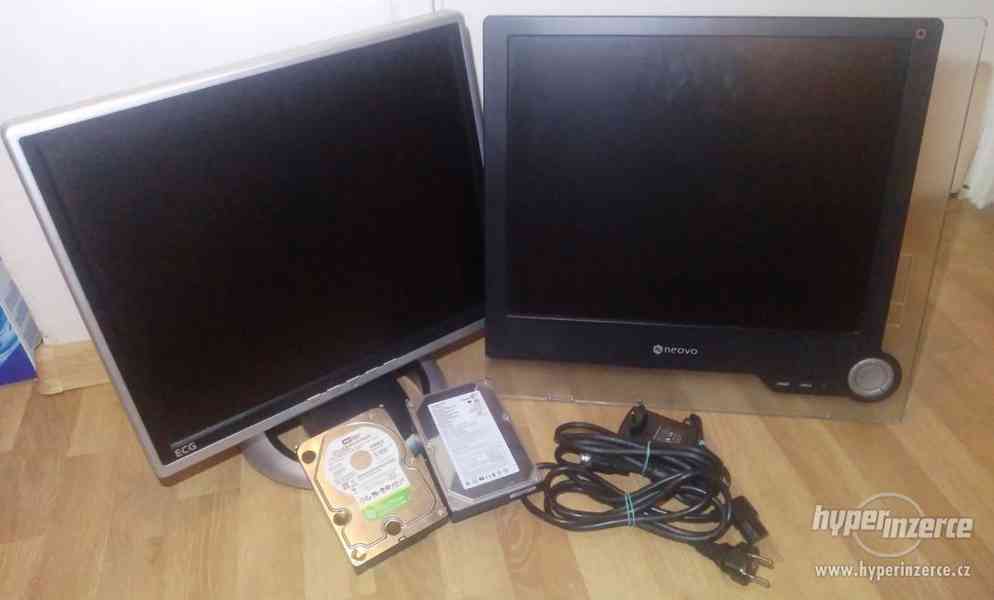 2x LCD monitor +HDD pro PC -100 % funkční!!! - foto 1