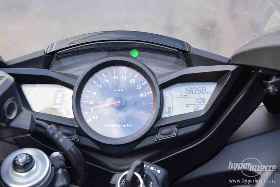Honda VFR 1200 F - foto 7