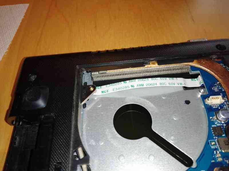 Lenovo G50-80 - foto 8