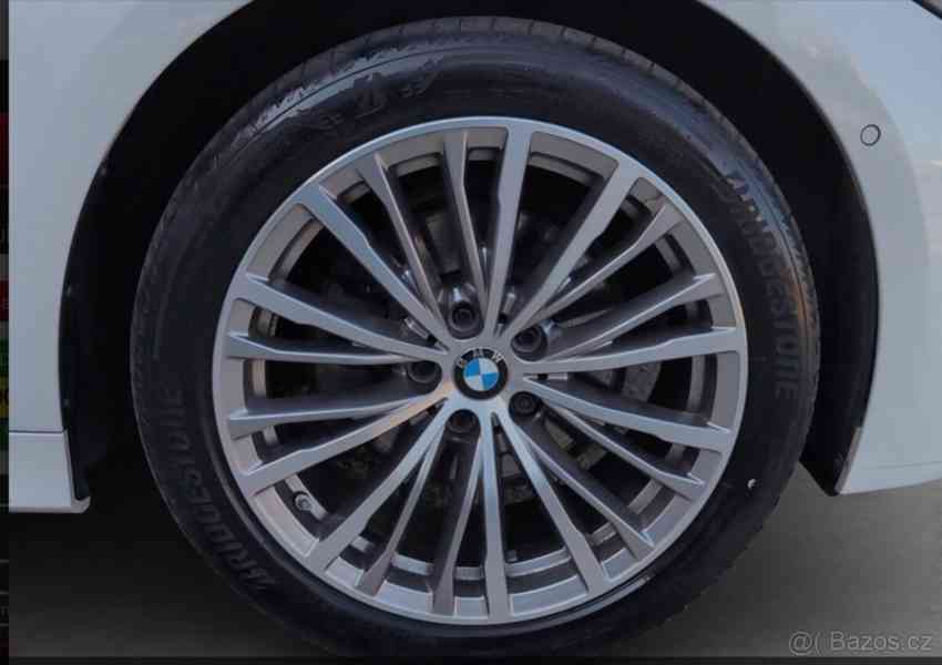 BMW Řada 3 2,0   320 xDrive - foto 5