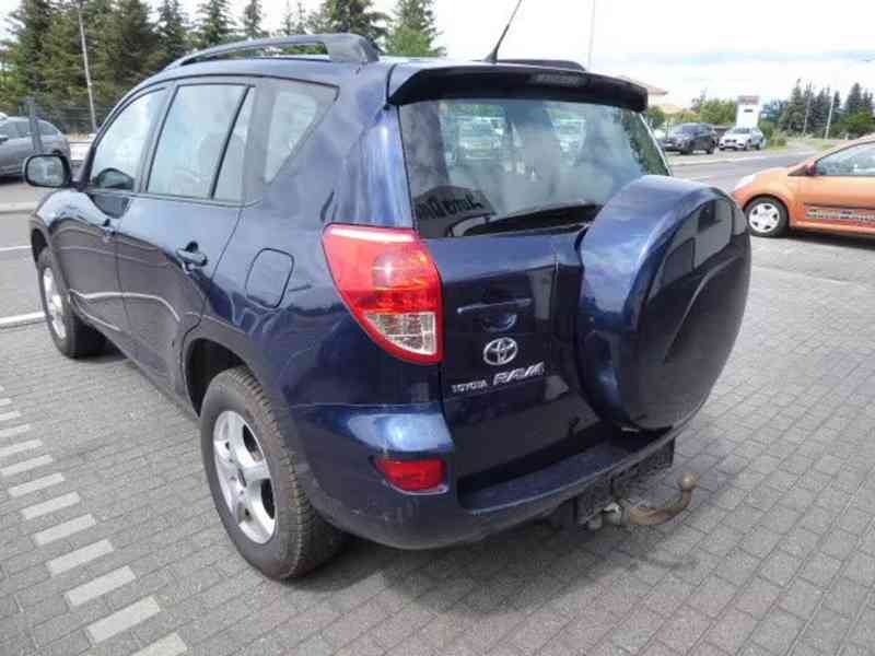 Toyota RAV 4 2,0i benzín 112kw - foto 7
