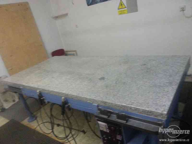 Žulová deska - foto 1