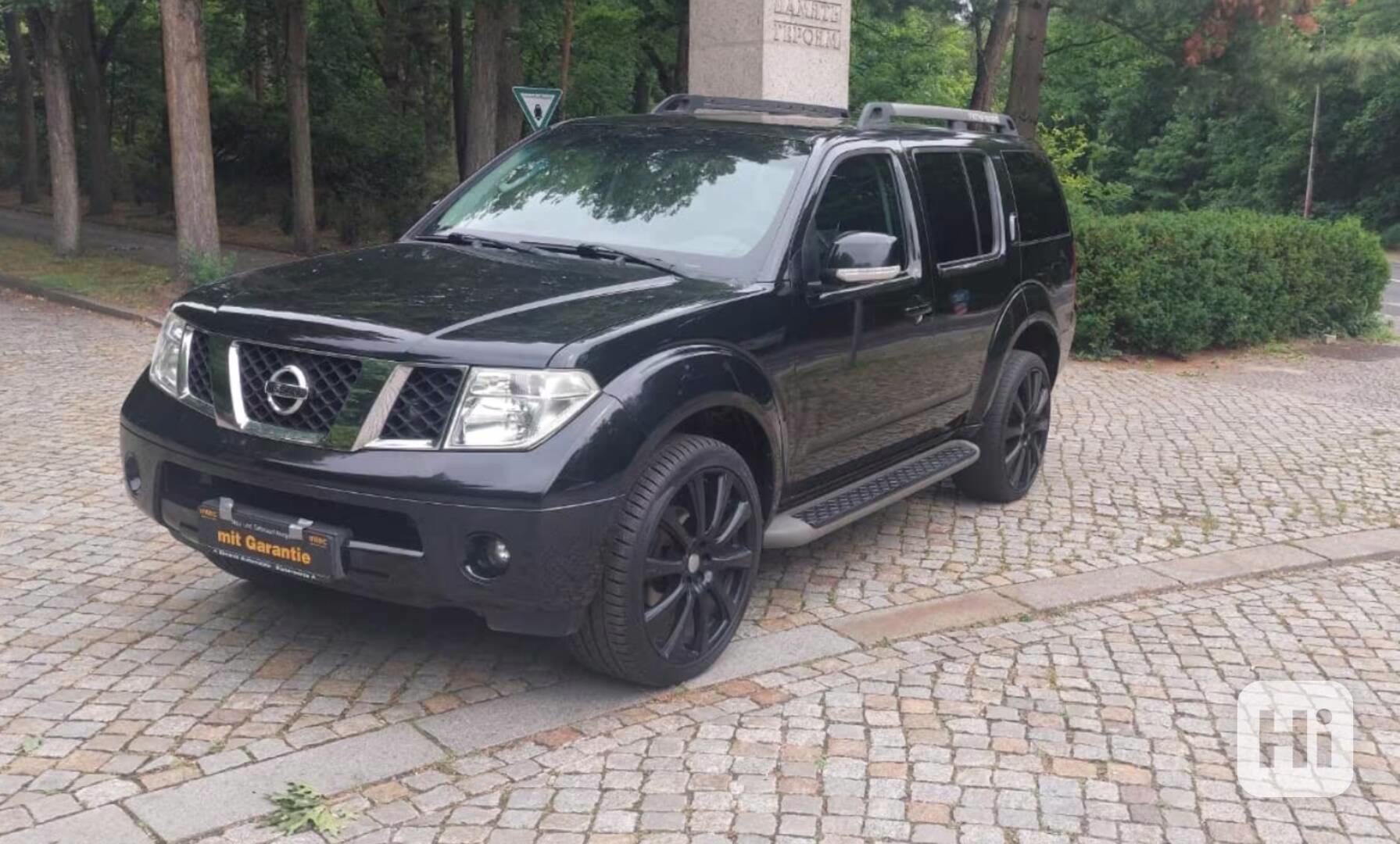 Nissan Pathfinder 2.5 dCi LE 126kw - foto 1