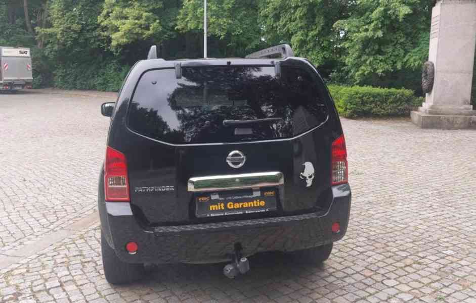 Nissan Pathfinder 2.5 dCi LE 126kw - foto 8