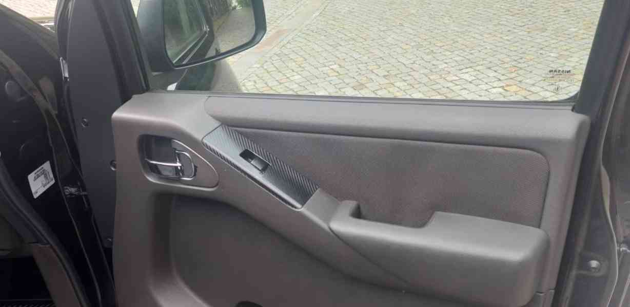 Nissan Pathfinder 2.5 dCi LE 126kw - foto 13