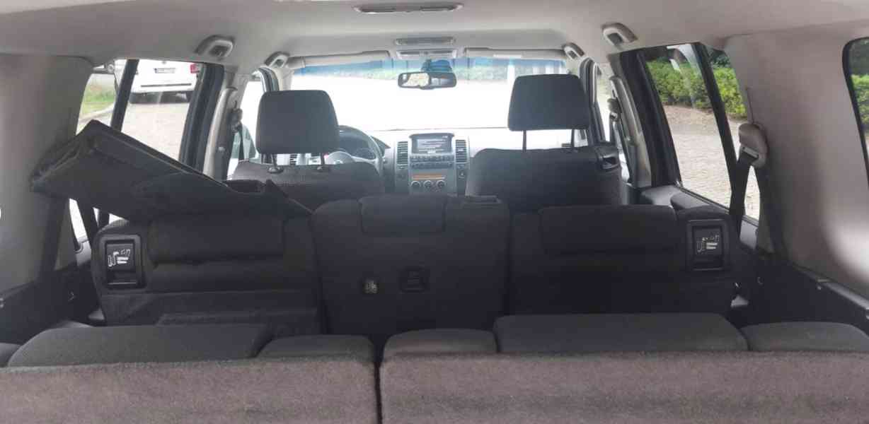 Nissan Pathfinder 2.5 dCi LE 126kw - foto 12