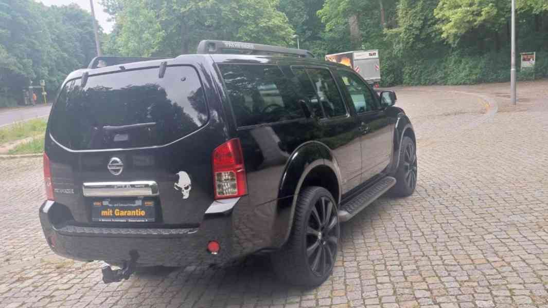 Nissan Pathfinder 2.5 dCi LE 126kw - foto 7