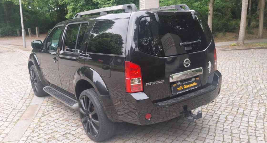 Nissan Pathfinder 2.5 dCi LE 126kw - foto 5
