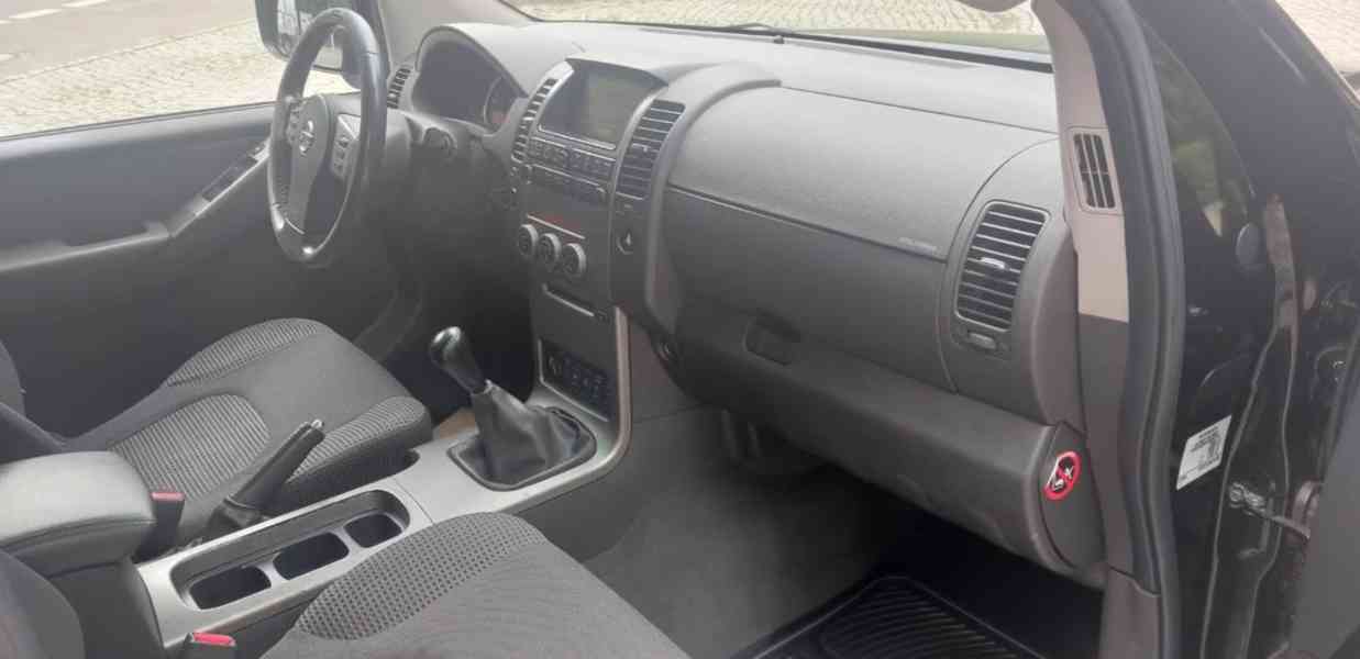 Nissan Pathfinder 2.5 dCi LE 126kw - foto 17