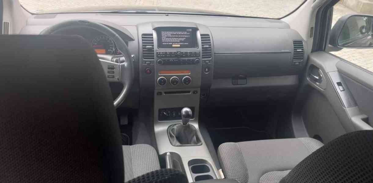 Nissan Pathfinder 2.5 dCi LE 126kw - foto 11