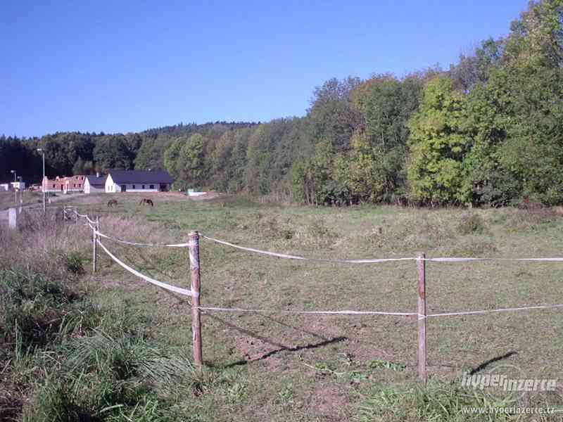 Prodej stavebního pozemku v obci Brada - Rybníček. - foto 2