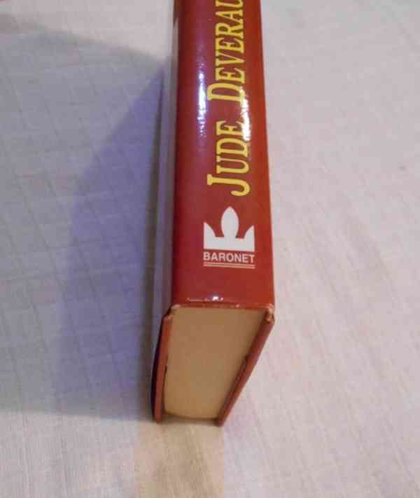 Jude Deveraux - Legenda - 2007 - foto 6