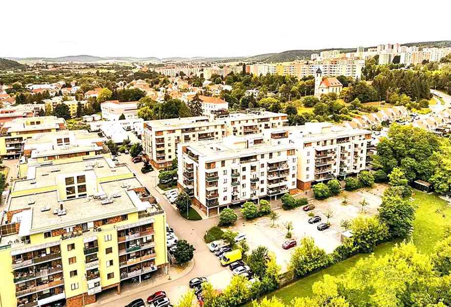 Pronájem bytu 1+1 36 m² - foto 2