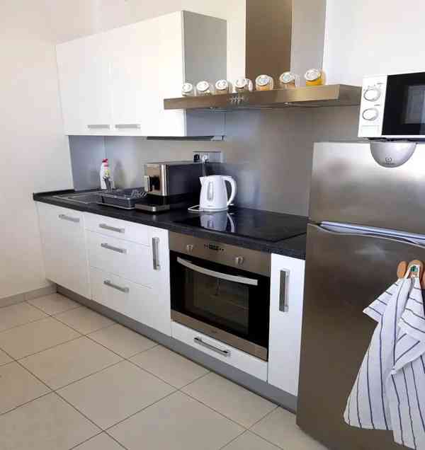 Pronájem bytu 1+1 36 m² - foto 3