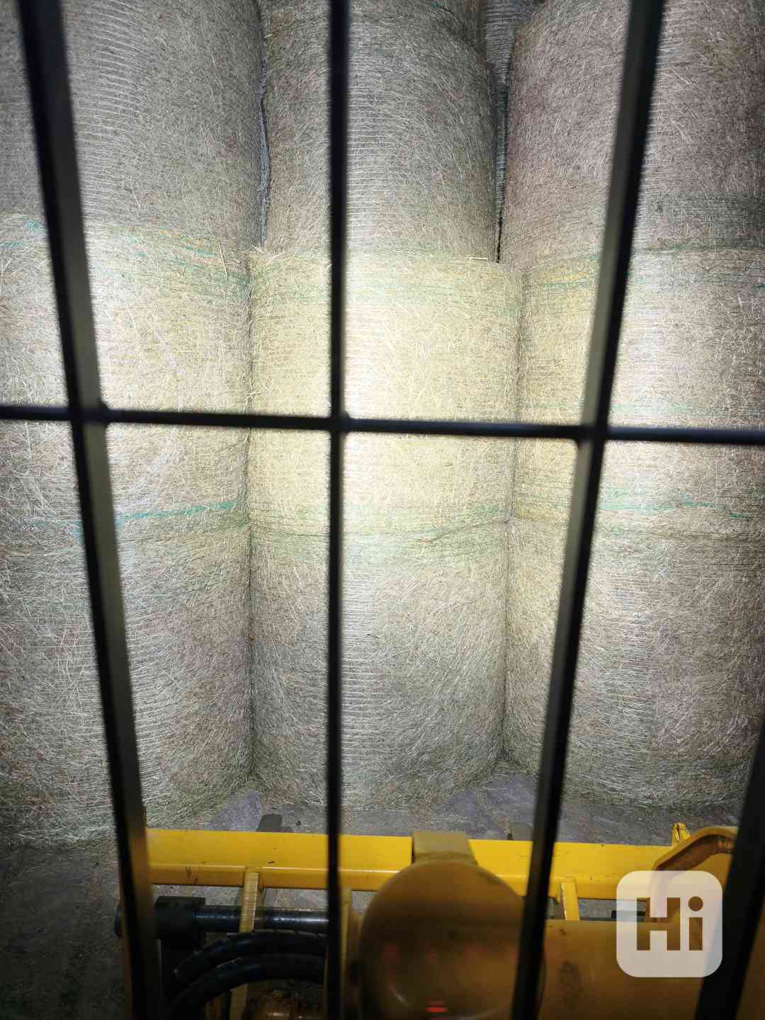 Zelené Bio seno z loňské první sklizně kvalitní certifikovan - foto 1