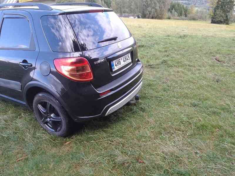 Suzuki SX4 1,6   4WD - foto 4