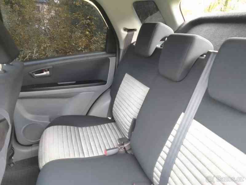 Suzuki SX4 1,6   4WD - foto 5